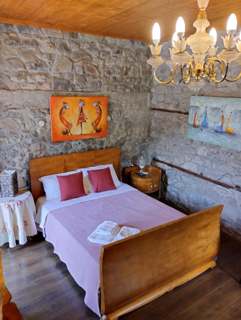 Chora Samothrakis, House With Courtyard Samothraki