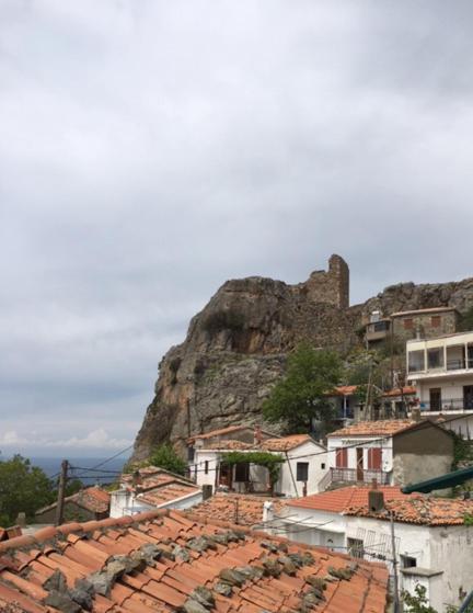 Chora Samothrakis, House With Courtyard * Samothraki