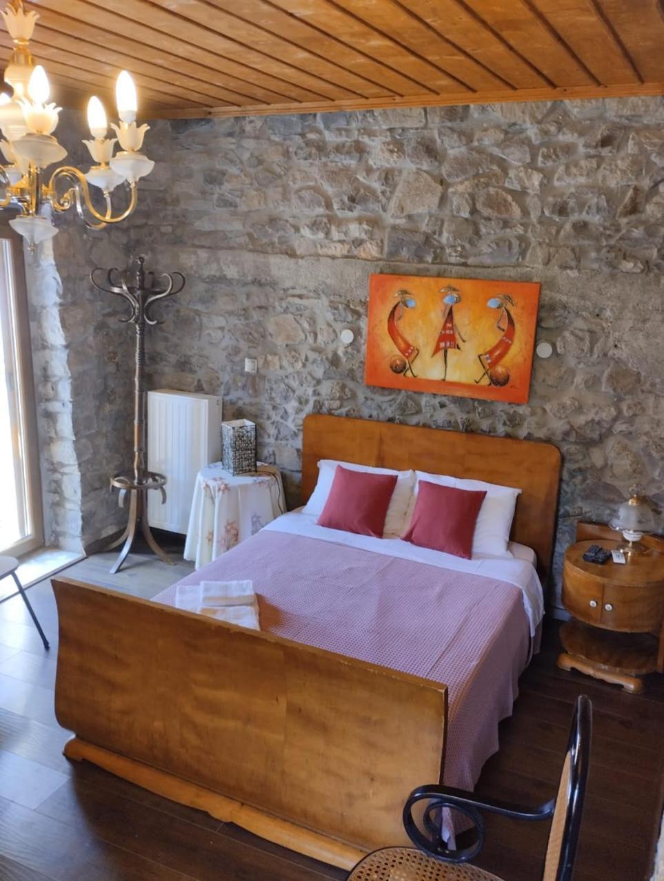Chora Samothrakis, House With Courtyard Samothraki